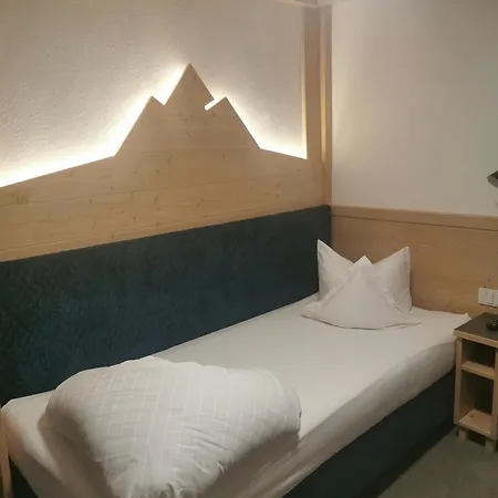 Bed & Breakfast Garni Erwin Falch